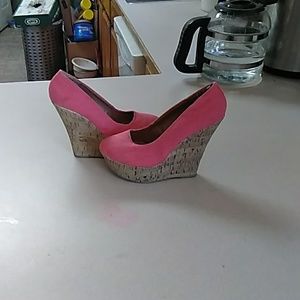 Pink wedges